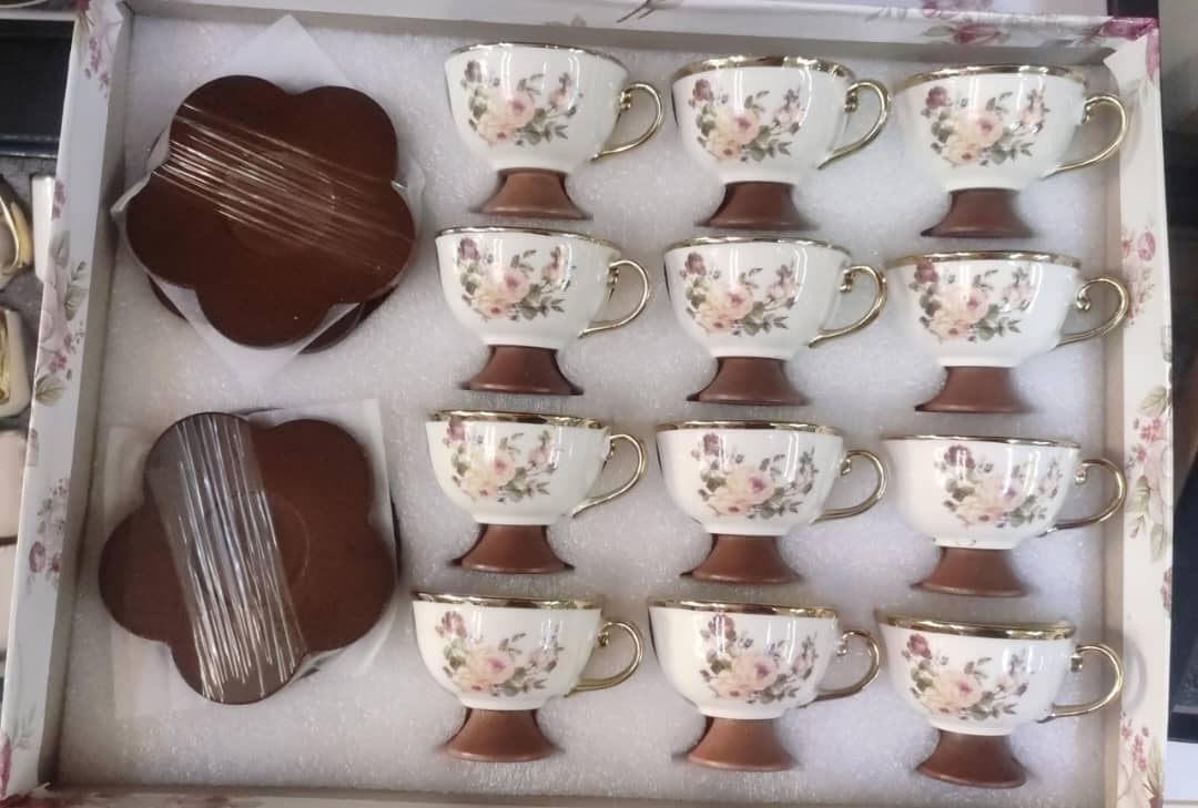 طقم فناجين مذهب
